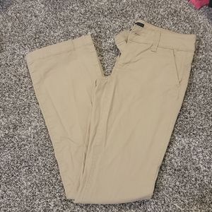 American eagle kahki pants
